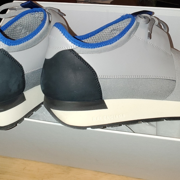 Authentic Balenciaga race runner Send offers - Picture 9 of 12